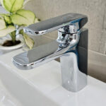 INAX S400 BASIN MIXER W/O DRAIN OUTLET - Image 3