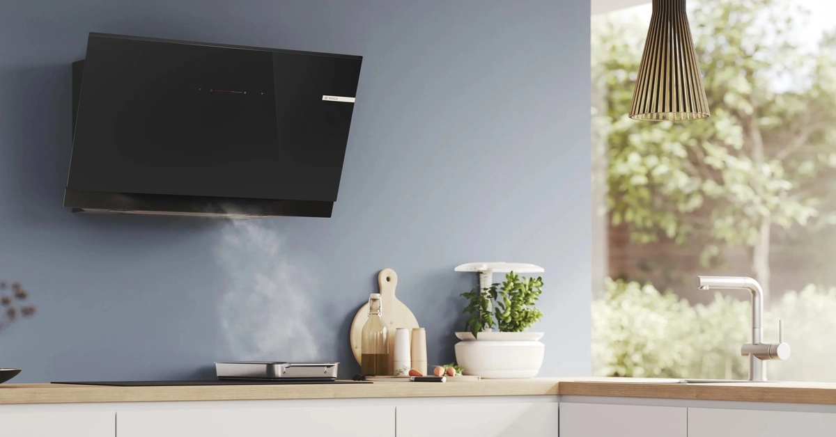 Jarak cooker hood dengan kompor